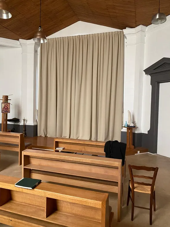 Rideau acoustique dans une église, Caluire-et-Cuire, photo 2