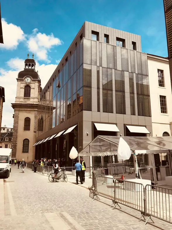 Environ 70 stores-bannettes pour le Grand Hôtel-Dieu, Lyon, photo 3