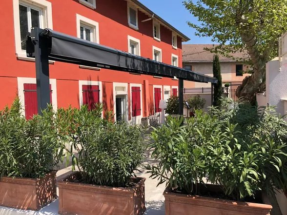 Structure autoportante pour un restaurant, Miribel, photo 3
