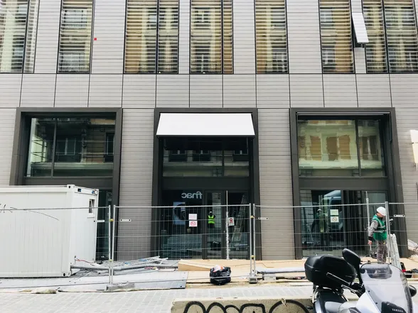 Environ 70 stores-bannettes pour le Grand Hôtel-Dieu, Lyon, photo 7