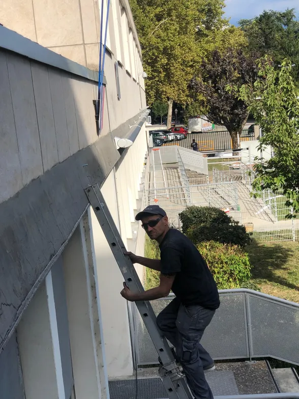 Treize stores bannes pour un lycée, Grenoble, photo 9